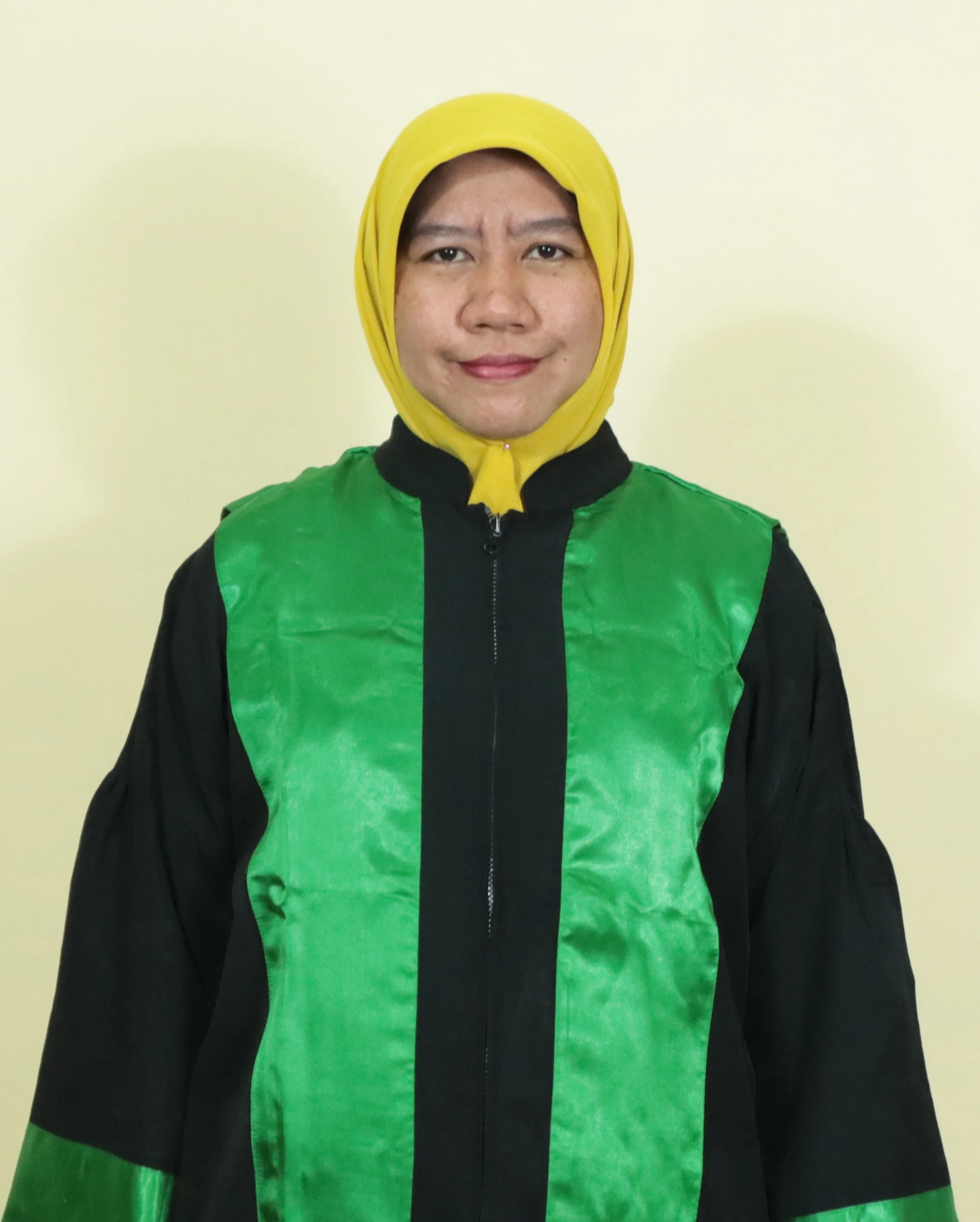 Shelly Midesia, M.Si