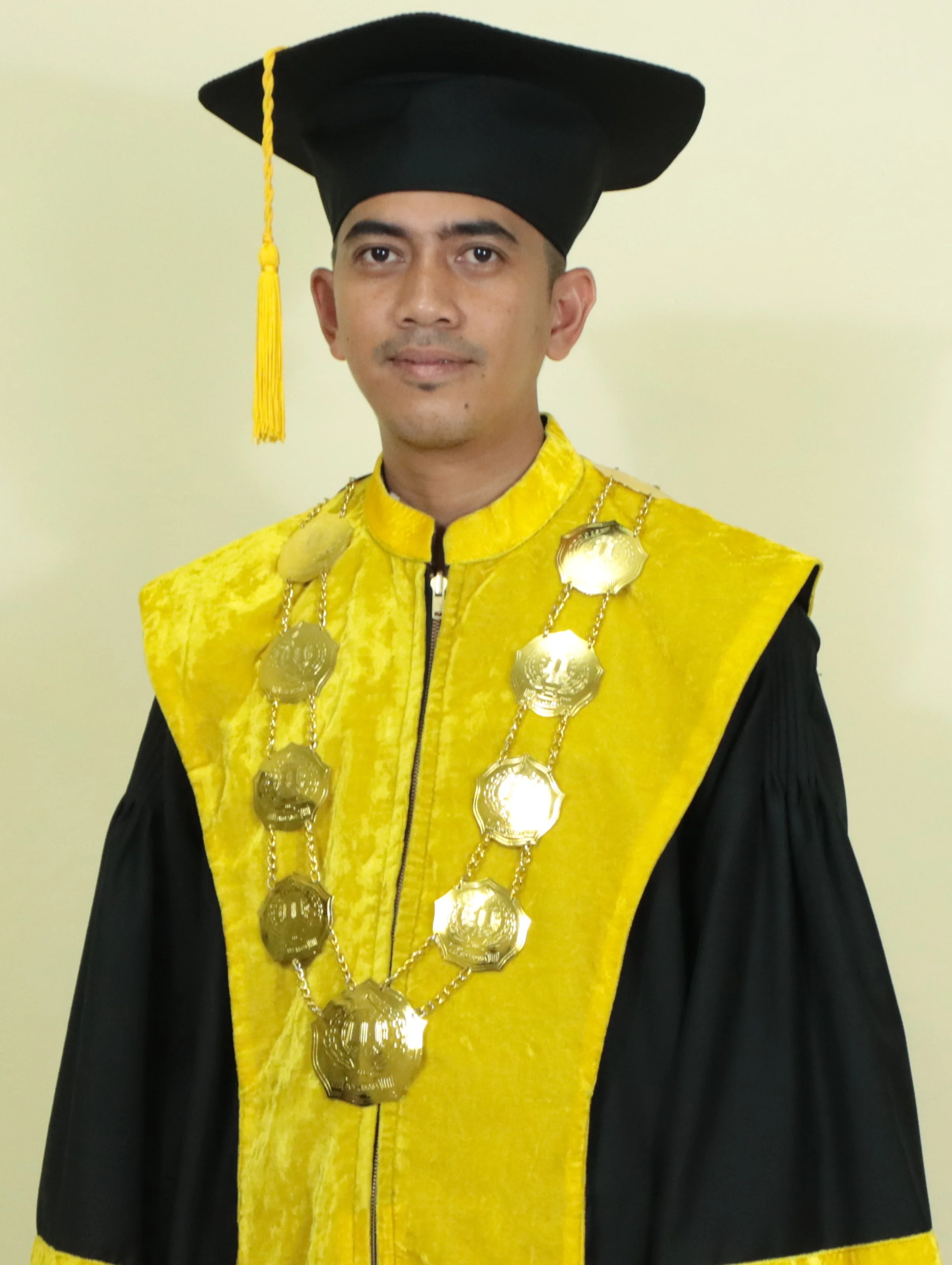 Dr. Safwan Kamal, S.E.I, M.E.I