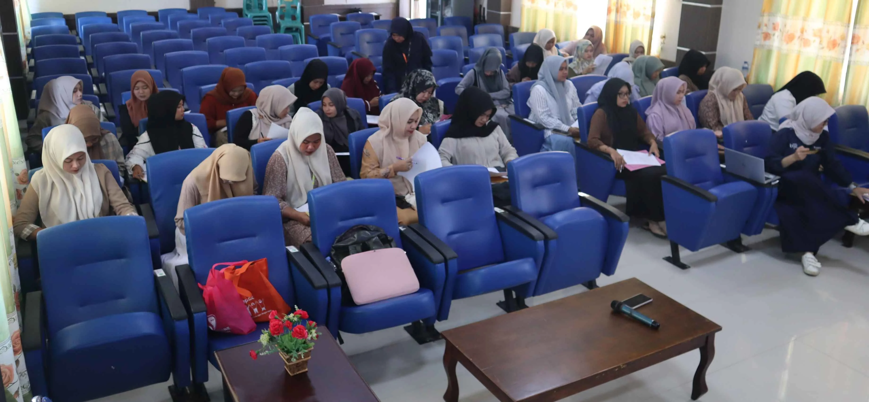 Sinergi Dunia Pendidikan dan Industri, FEBI IAIN Langsa Fasilitasi Seleksi Karyawan BTPN Syariah