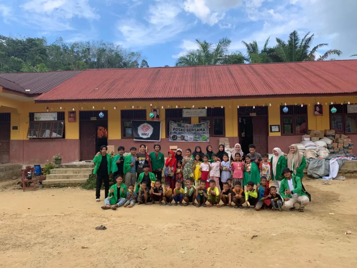 Dari Kampus untuk Kemanusiaan: Mahasiswa Manajemen Zakat dan Wakaf IAIN Langsa Pulihkan Trauma Korban Bencana Aceh Tamiang