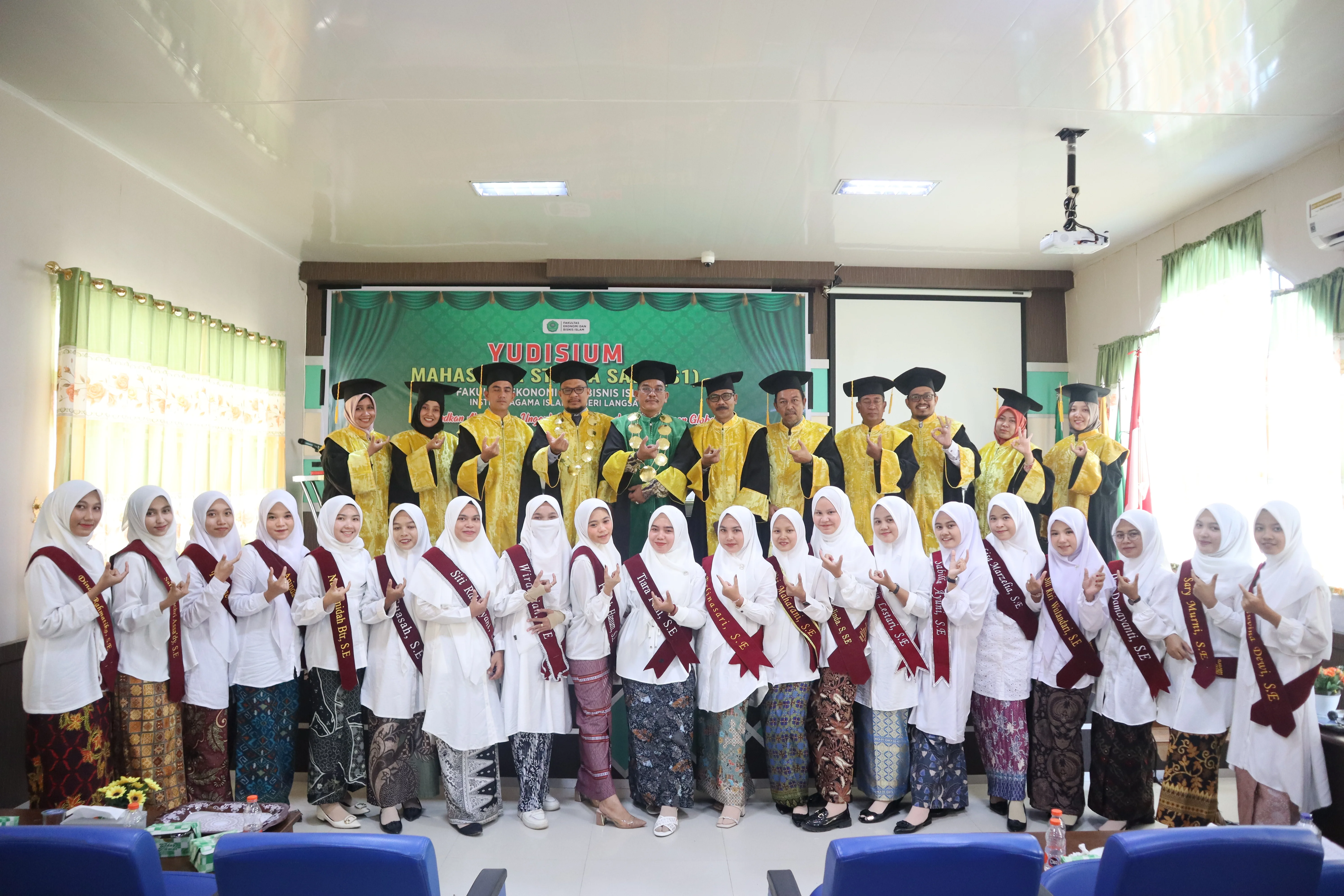 FEBI IAIN Langsa Yudisiumkan 45 Mahasiswa Program Studi Perbankan Syariah PBS