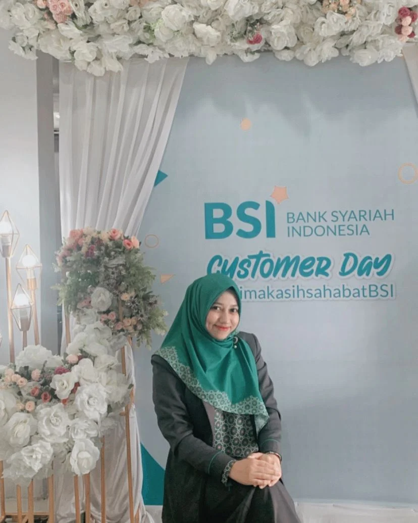 Yupin Kirana Siagian, SE