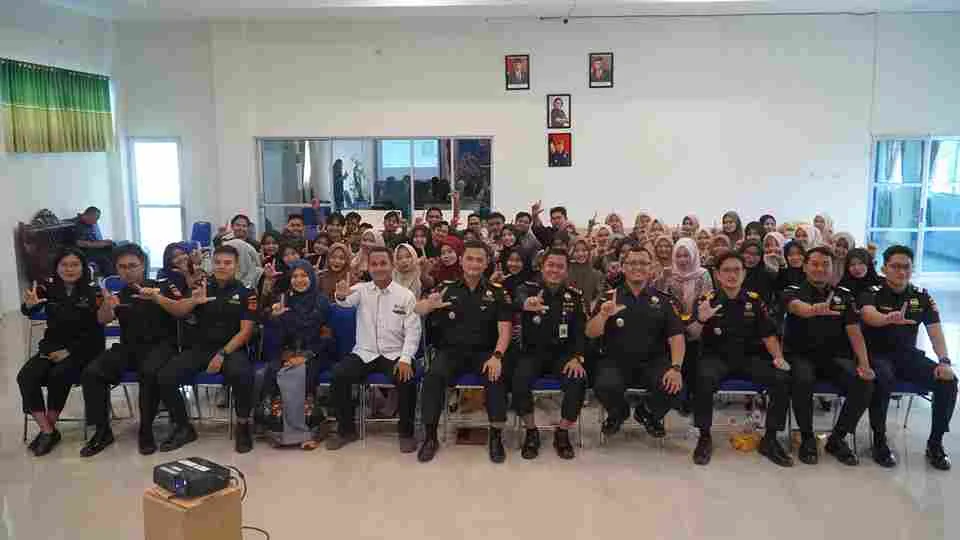 Mahasiswa Ekonomi Syariah IAIN Langsa Kunjungi Kantor Bea dan Cukai untuk Pembelajaran Perdagangan Internasional