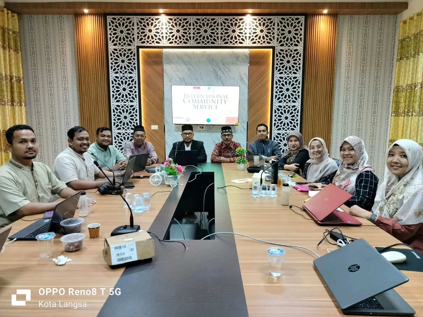 IAIN Langsas FEBI Holds International Community Service Degree