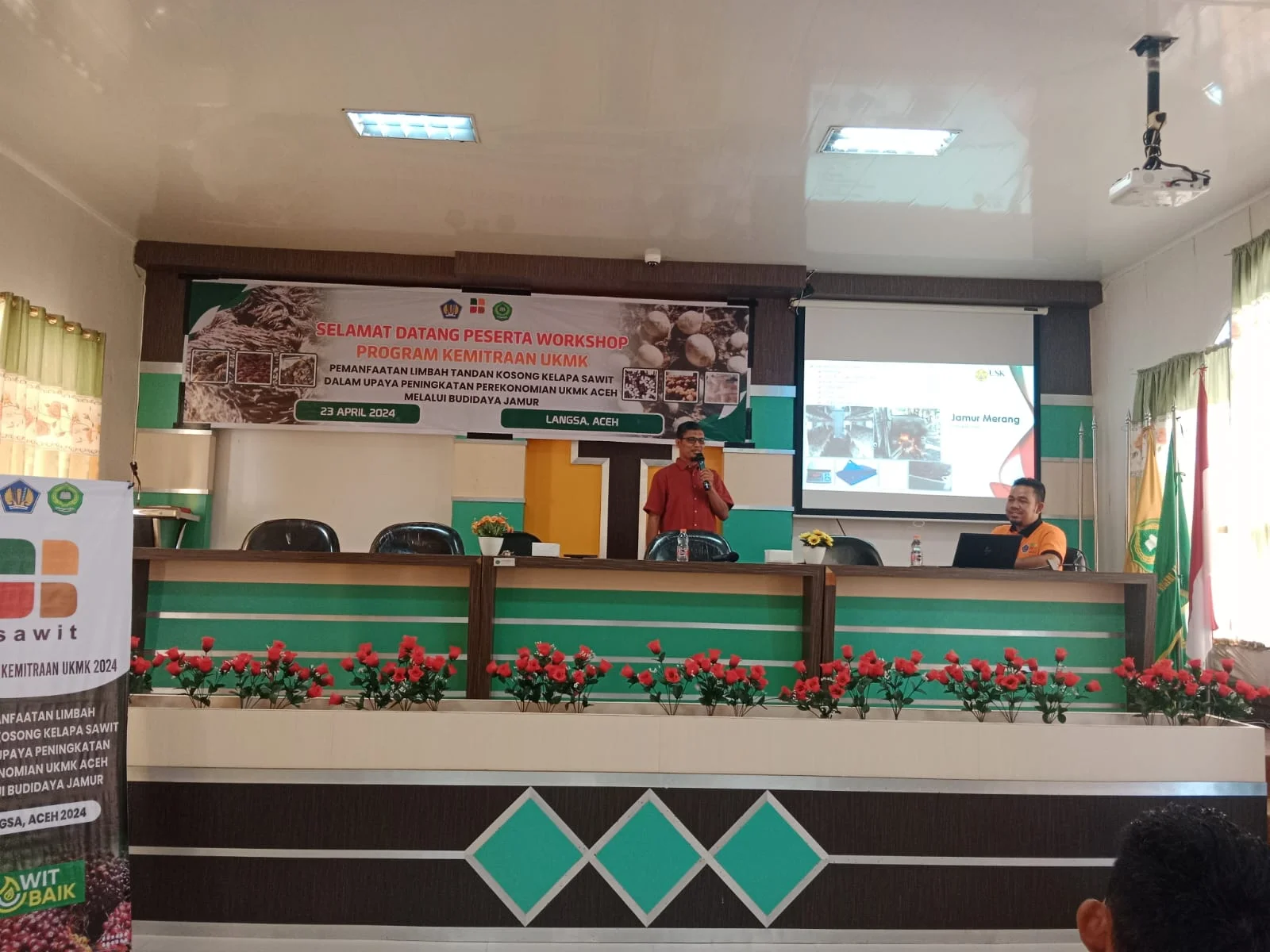 FEBI IAIN Langsa Lakukan Workshop Budidaya Jamur Merang Bekerjasama dengan BPDPKS 